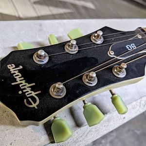 Epiphone G-310 headstock