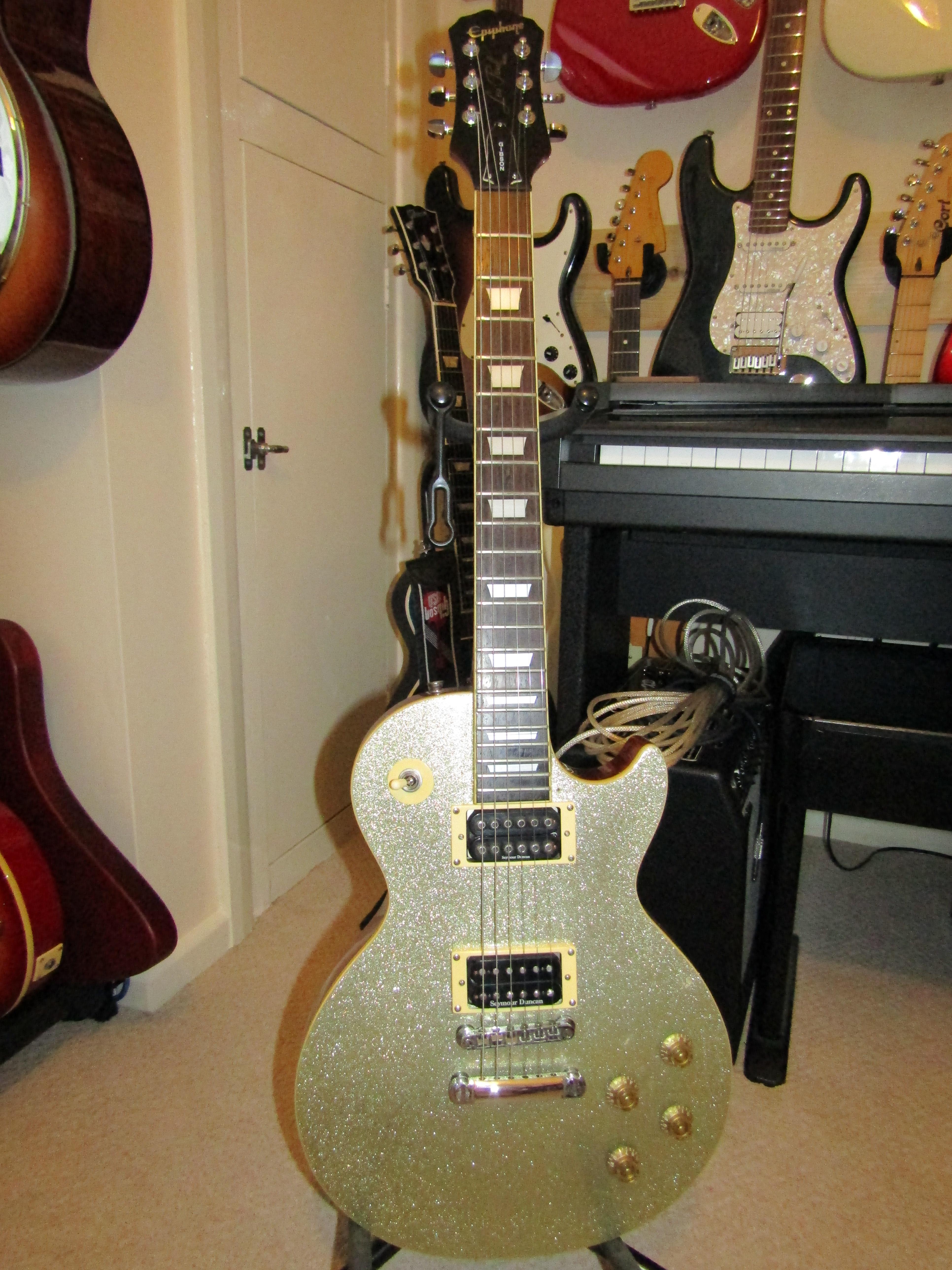 Les Paul Standard Limited Edition Silver Sparkle